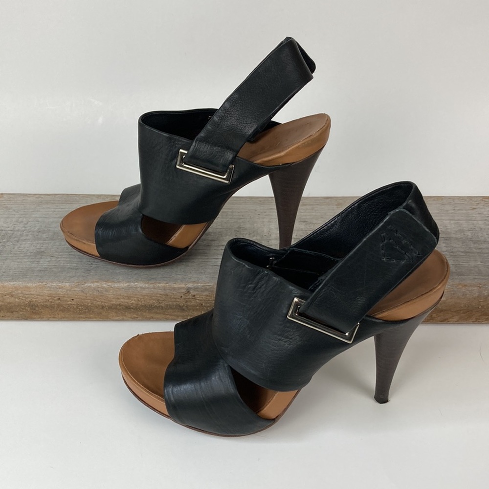 Theory Black Leather Sling Back Heeled Sandal - Picture 11 of 13